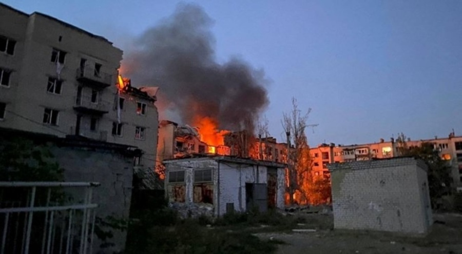 Rusya, Donetsk'i vurdu: Çok sayıda ölü ve yaralı var