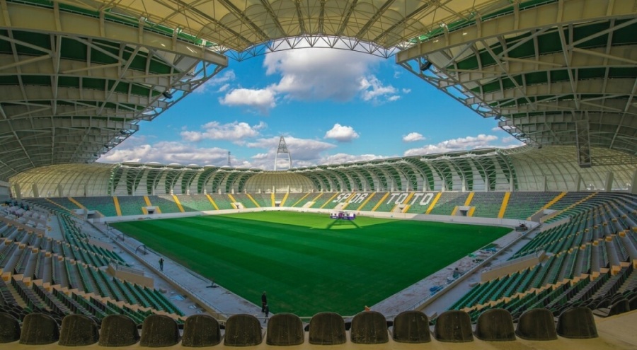 Göztepe'de stadyum krizi