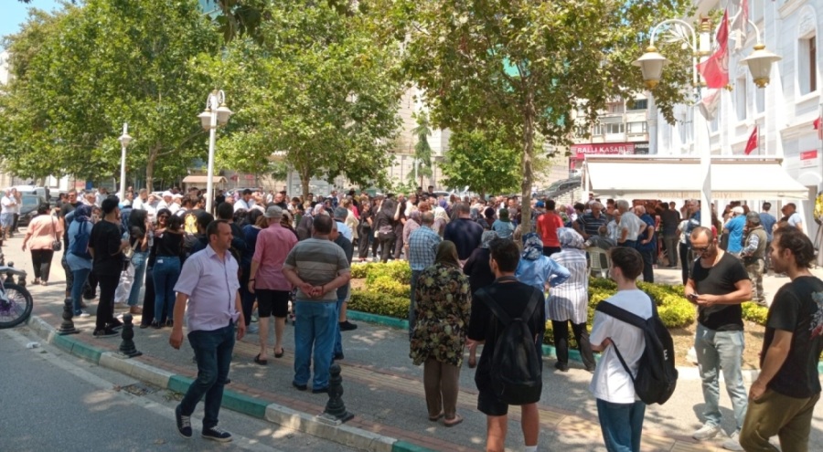 Bursa'da acı veda... Kazada 3 genç can vermişti