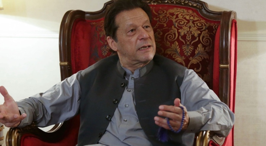 Imran Khan'a 5 yıl siyasi yasak getirildi