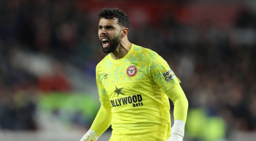 Arsenal, İspanyol kaleciyi renklerine bağlıyor