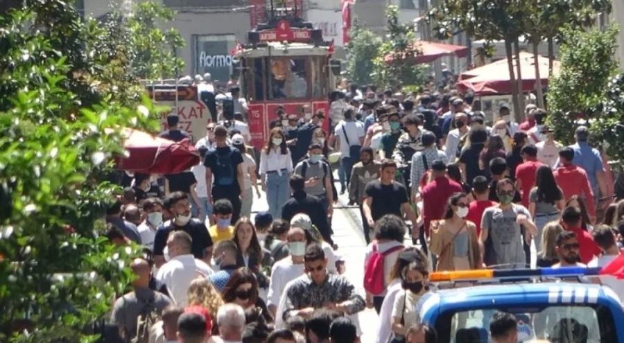 Kovid-19'un yeni varyantı 'Eris' Türkiye'ye yayılır mı?