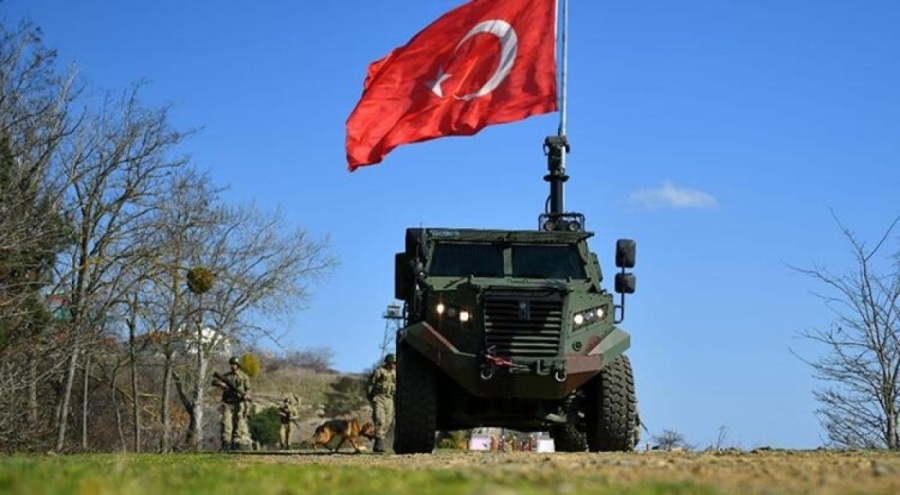 MSB: Sınırda 2'si PKK/YPG'li 5 kişi yakalandı