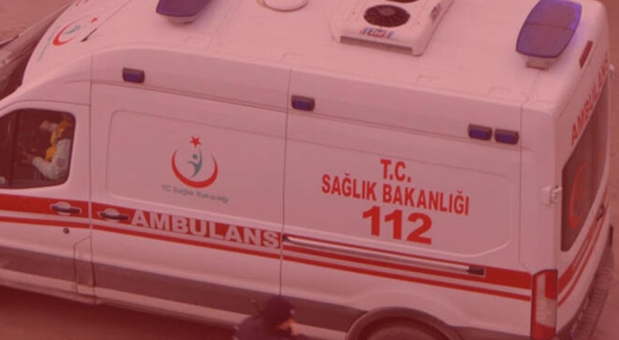 11 yaşındaki kız çocuğu devrilen traktörün altında kalarak hayatını kaybetti!