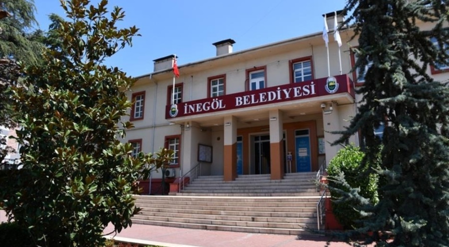 İnegöl Belediyesinden "barınak görevlisinin köpeklere ateş ettiği" paylaşımlarına açıklama geldi!