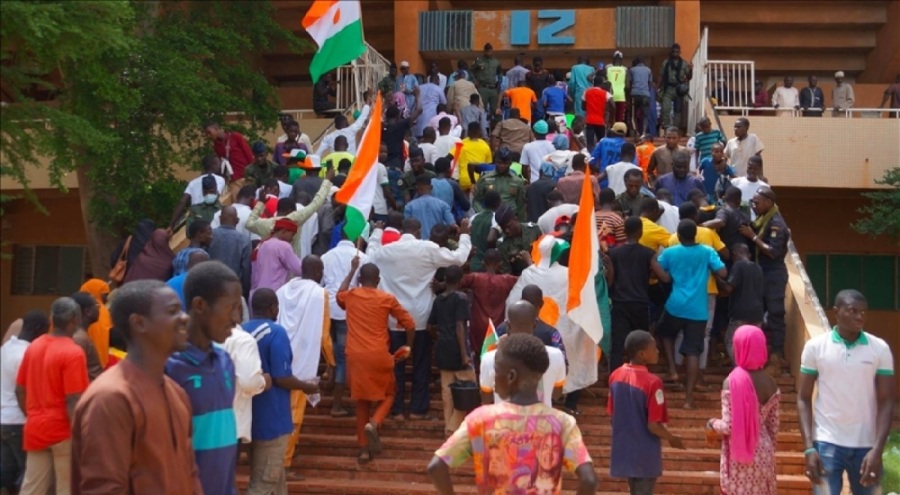 Fransa'dan Nijer'deki cuntanın iddialarına yalanlama geldi