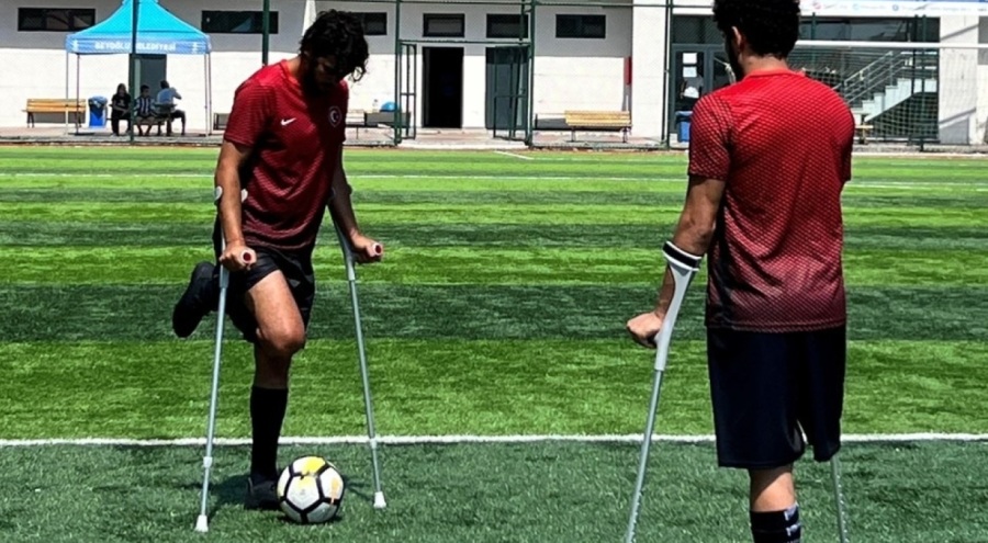 Ampüte Futbol Milli takım oyuncusu Barış Telli'nin hayatı film oluyor