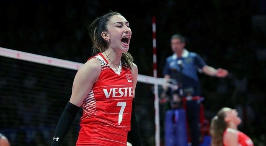 Milli voleybolcu Hande Baladın'ı tehdit eden sanık 2 yıldan 5 yıla kadar yargılanacak