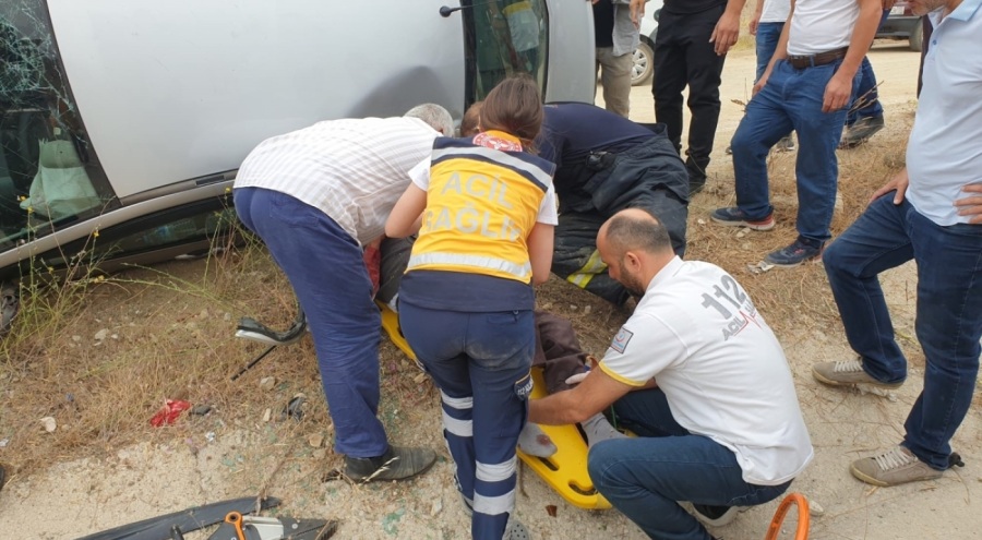 Bursa'da iki araç birbirine girdi! 5 yaralı