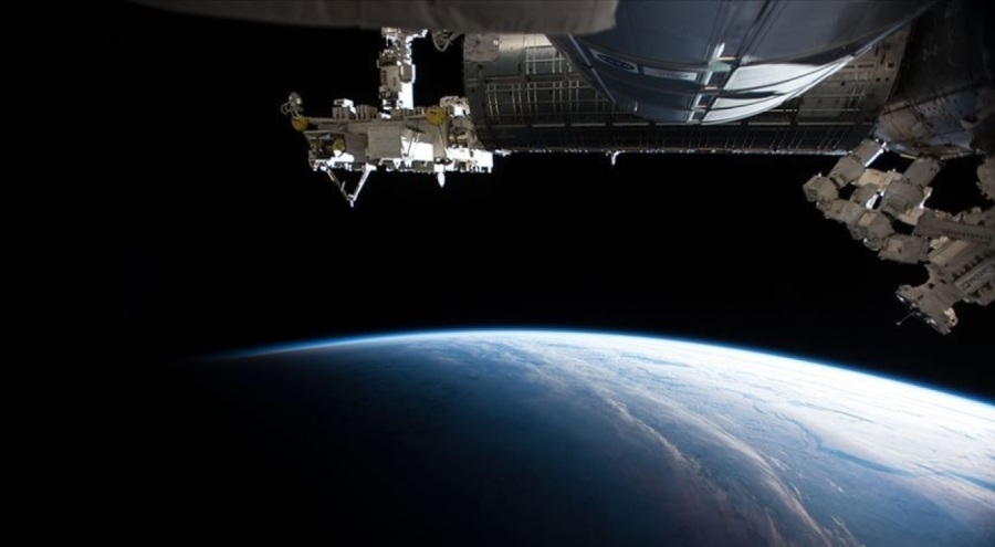 Virgin Galactic tarihinde ilk kez uzaya turist götürdü! İşte o biletin fiyatı!