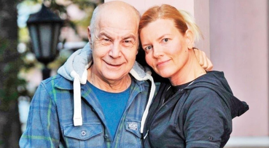 Biricik Suden'ın sırt kasları olay oldu!