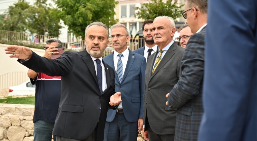 Yılmaz, Bursa'da Çarşıbaşı Kentsel Dönüşüm Projesi'ni yerinde inceledi