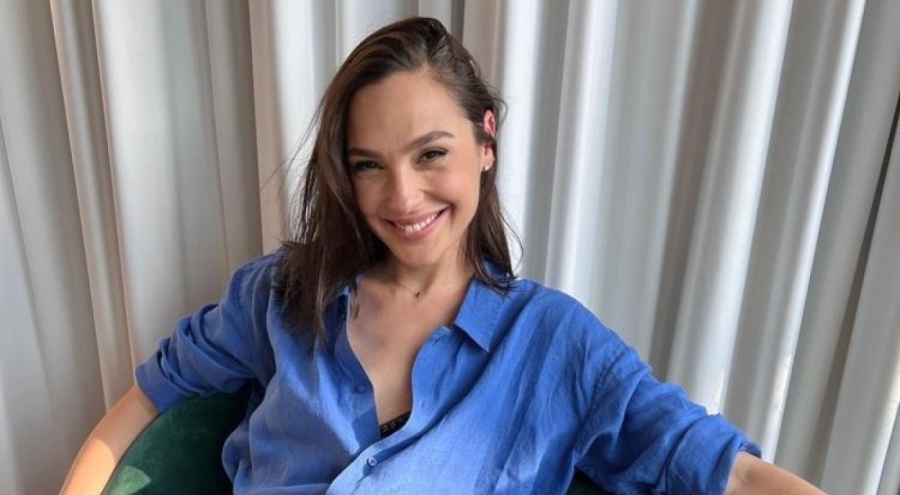 Gal Gadot transparan tarzıyla ilgi odağı oldu