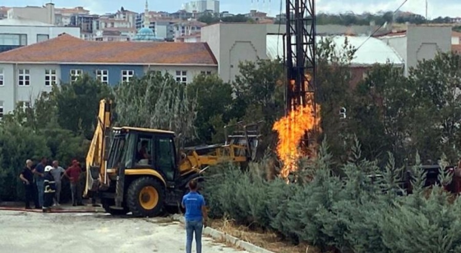 Çalışma sırasında doğal gaz borusu patladı