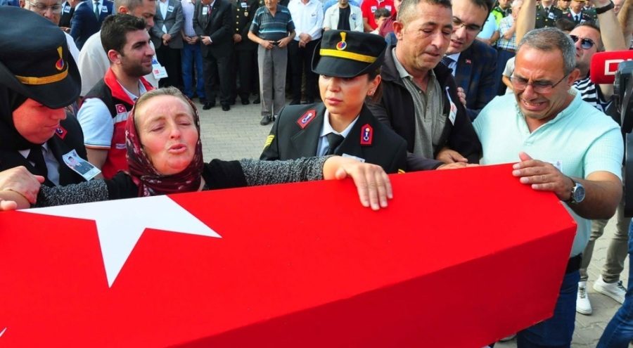 Manisa, şehidini uğurladı: Piyade Uzman Çavuş Görece toprağa verildi