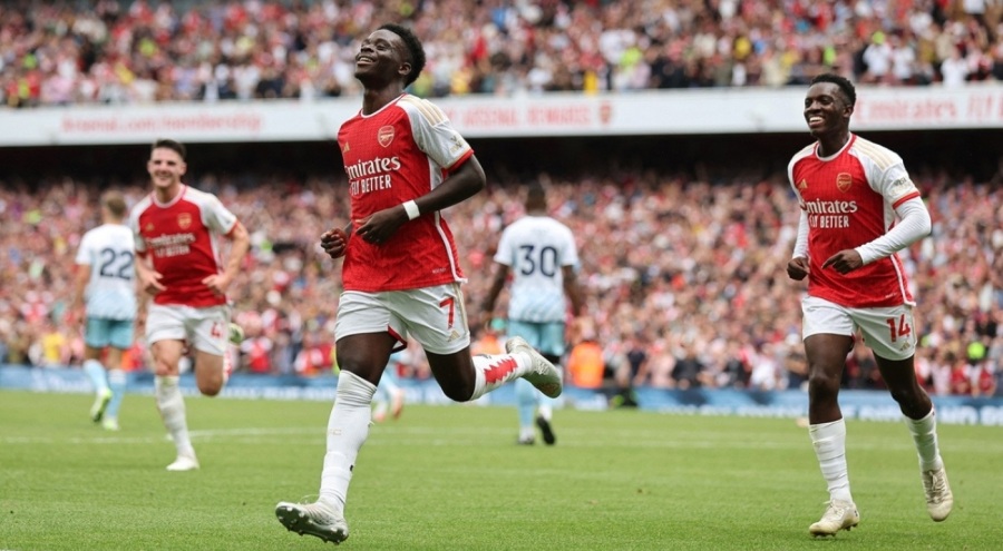 Arsenal yeni sezonun ilk haftasına galibiyetle başladı