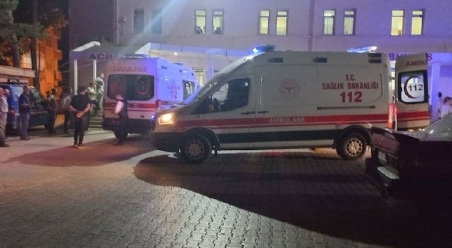 Damadın babası düğünde can verdi