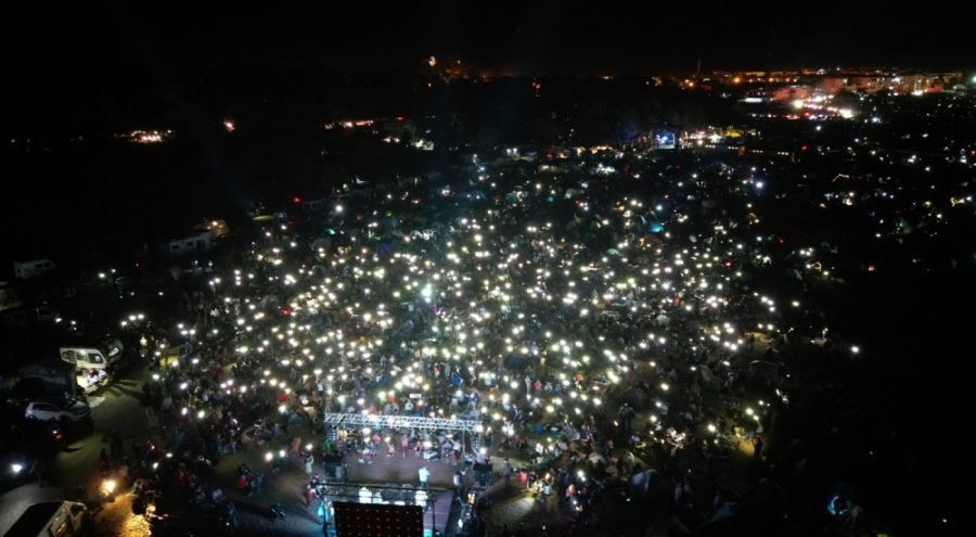 Bursa'da meteor yağmurunu izlemek için binlerce kişi toplandı