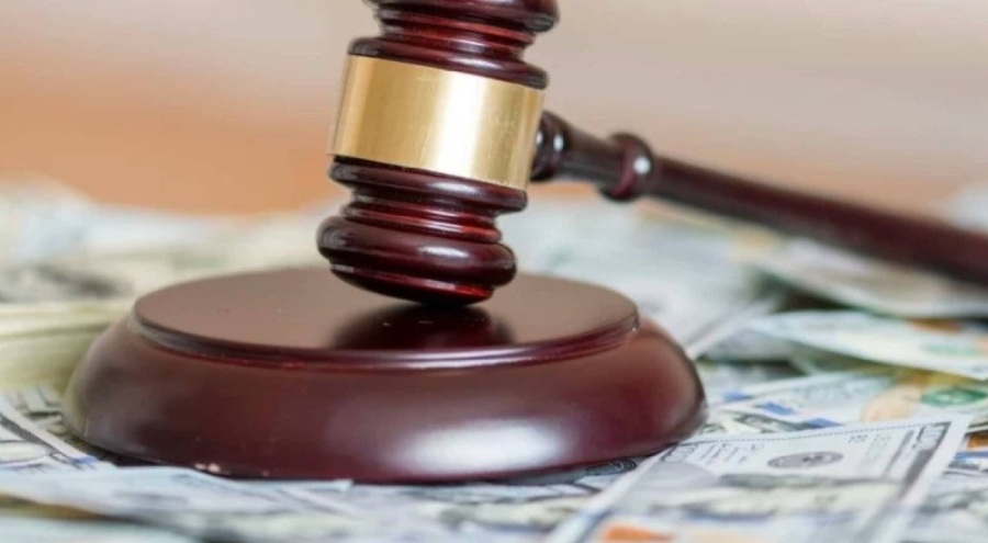 Eski sevgilisinin cinsel içerikli görüntülerini yayıp şantaj yapan kişiye rekor tazminat!