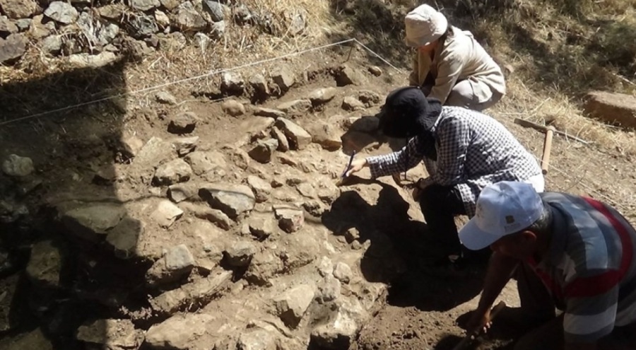 Kazı sırasında toprak altından 1700 yıllık villa çıktı