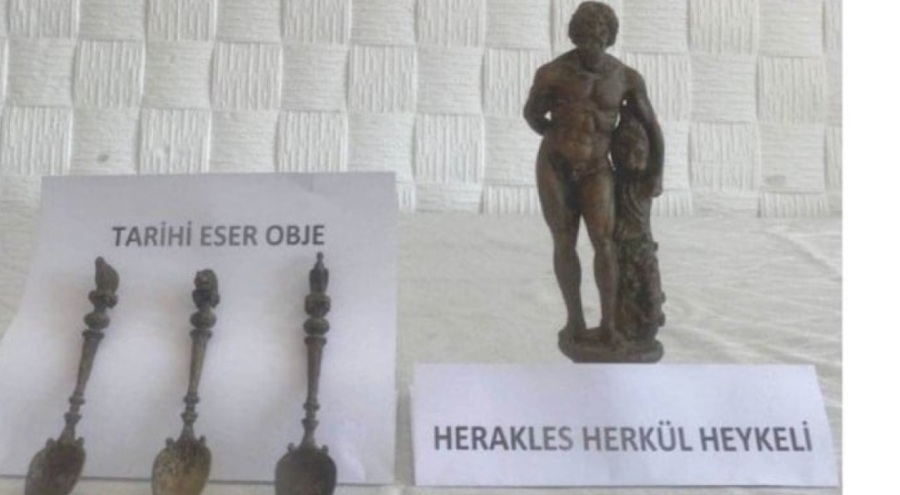 Tarihi eser operasyonu: Herakles heykeli ele geçirildi