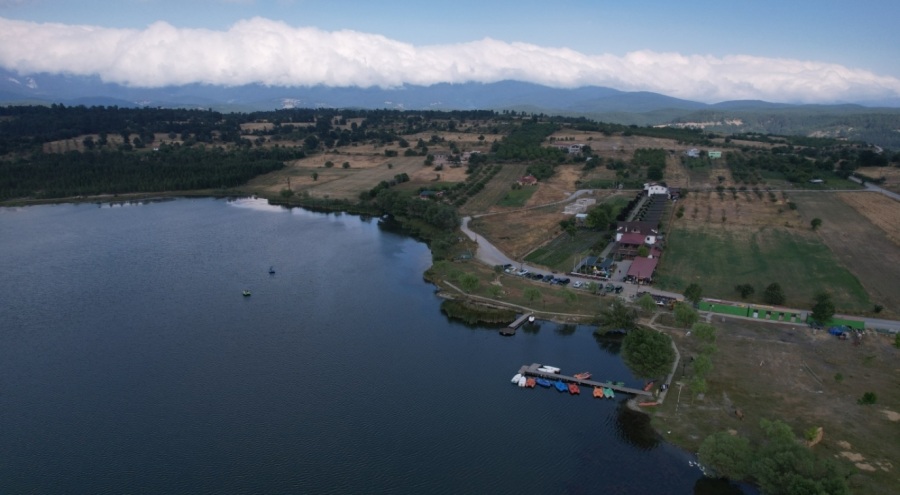 Yerli turist yok! Bursa Gököz Göleti turistlere kaldı