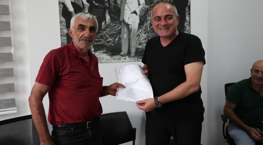 Bursa'da toprak numunelerinin toplandığı laboratuvarda ilk sonuçlar çiftçiye verildi
