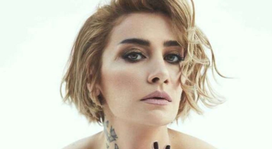 Sıla konserlerini iptal etti, hastaneye koştu