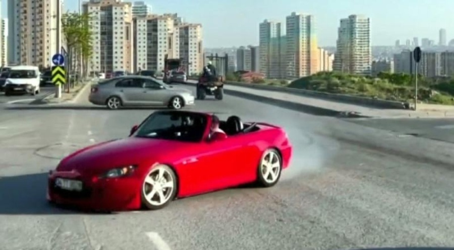Drift yapan sürücü cezadan kaçamadı! Aday sürücü belgesi iptal oldu