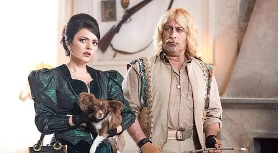 Cem Yılmaz Ezgi Mola'yı sildi