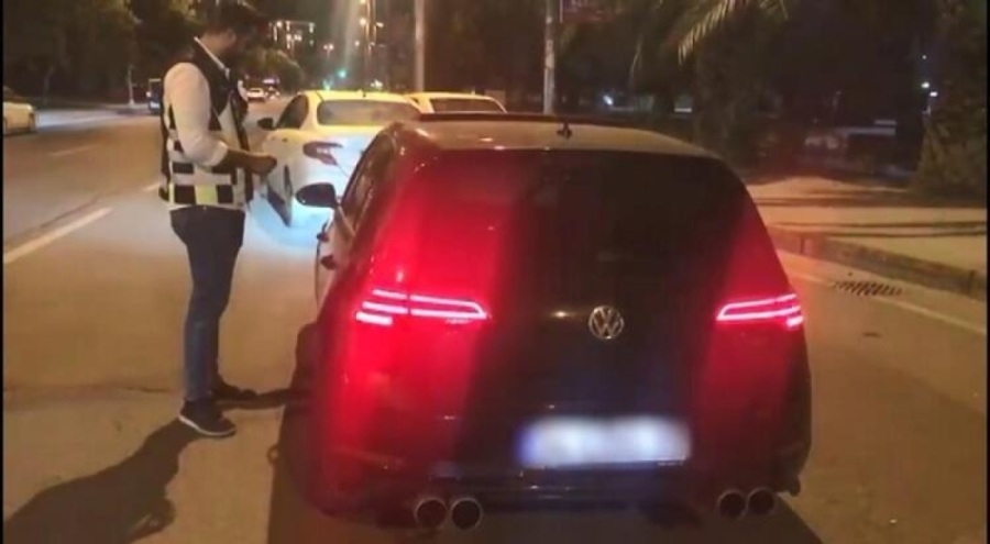 Kurallara uymayan sürücülere toplam 329 bin 829 TL ceza yağdı