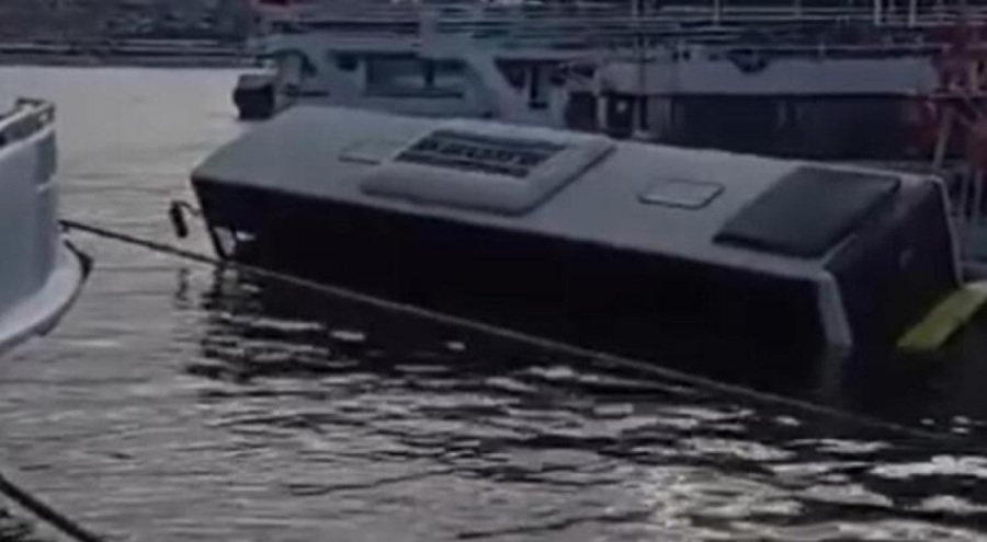 İETT otobüsü denize düştü