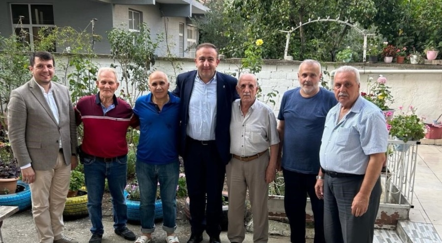 Bursa'da AK Parti Osmangazi'den üyeleri ziyaret