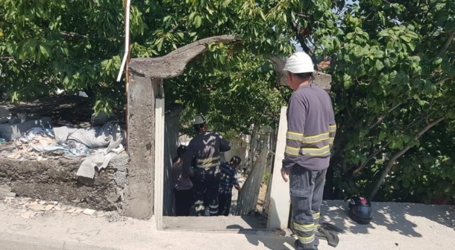15 yaşındaki çocuk bozulan vantilatörü tamir etmek isterken hayatını kaybetti