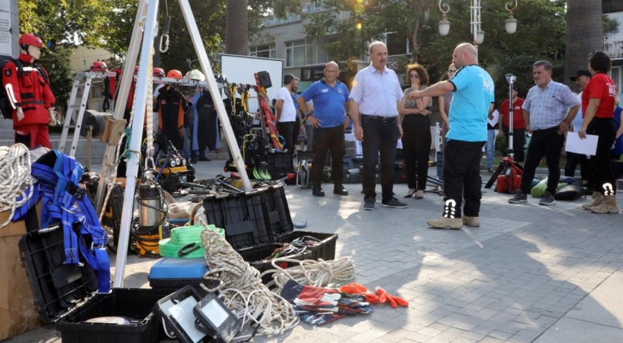 Mudanya'da depreme farkındalık sergisi