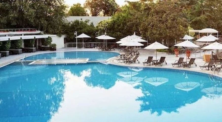 Antalya'da 6 yaşındaki çocuk otel havuzunda boğuldu