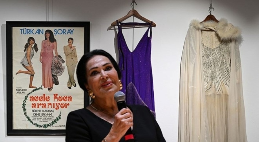 "Sinema Benim Aşkım Türkan Şoray Kostümleri" sergisi herkesi bekliyor