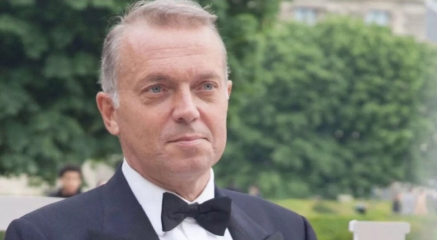 Cem Uzan, Monaco'da 100 bin euro ödüllü parti düzenliyor