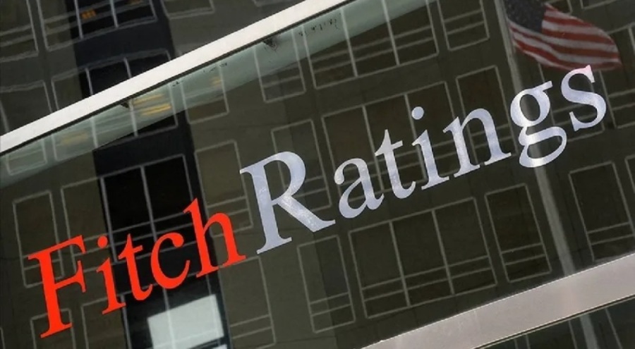 Fitch'ten İngiltere'ye faiz uyarısı