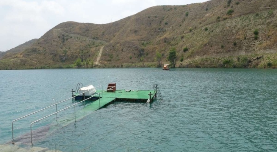 Yüzmek için girdiği ırmakta boğularak can verdi