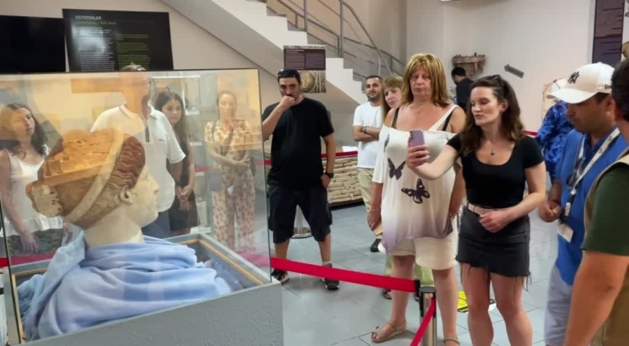 Orta Avrupalı turizm yazarları Bolu'da tarihi ve turistik yerleri gezdi