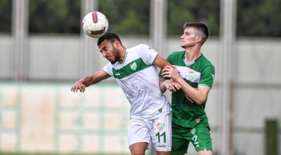 Bursaspor idmanda kendi arasında maç yaptı