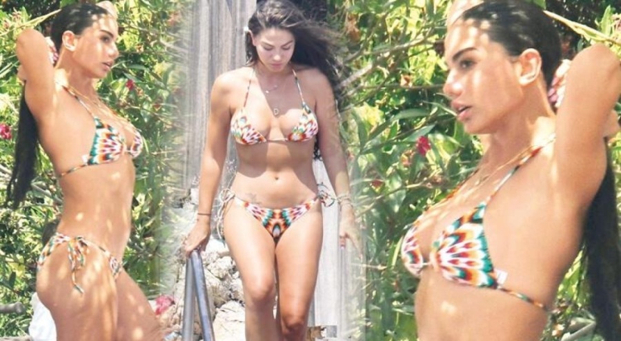 Demet Özdemir'den bikinili pozlar