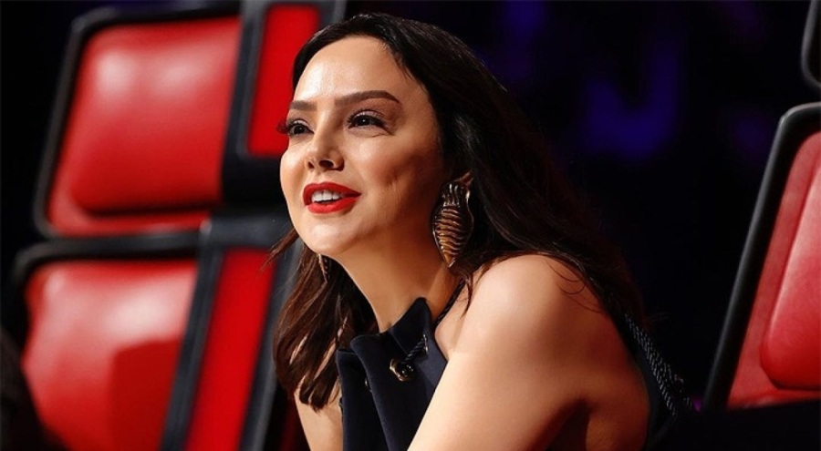 Şarkıcı Ebru Gündeş hukuksal yola başvurdu