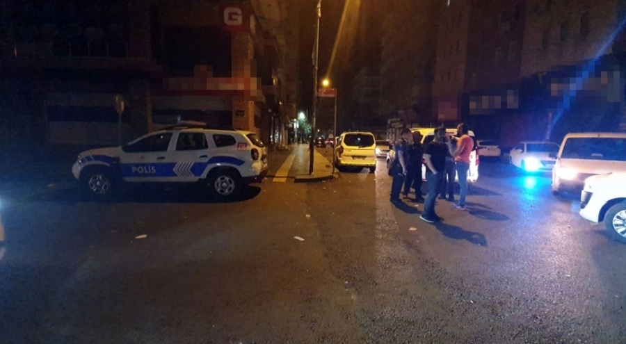 Gece yarısı evde palalı cinayet!