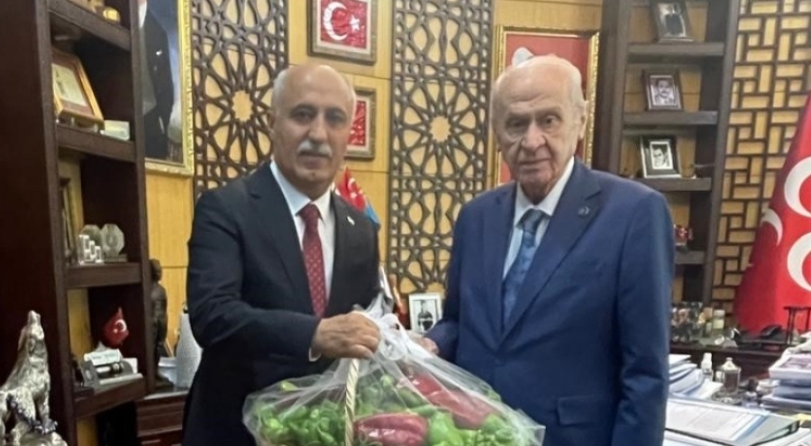 Bursa Uluslararası Altın Biber Festivali'nin ilk daveti Bahçeli'ye