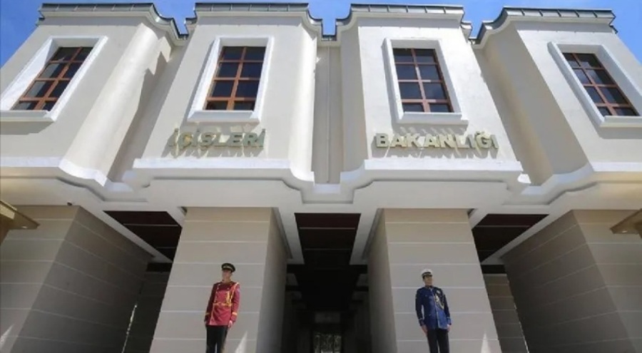 İçişleri Bakanlığı'ndan göreve iadeler