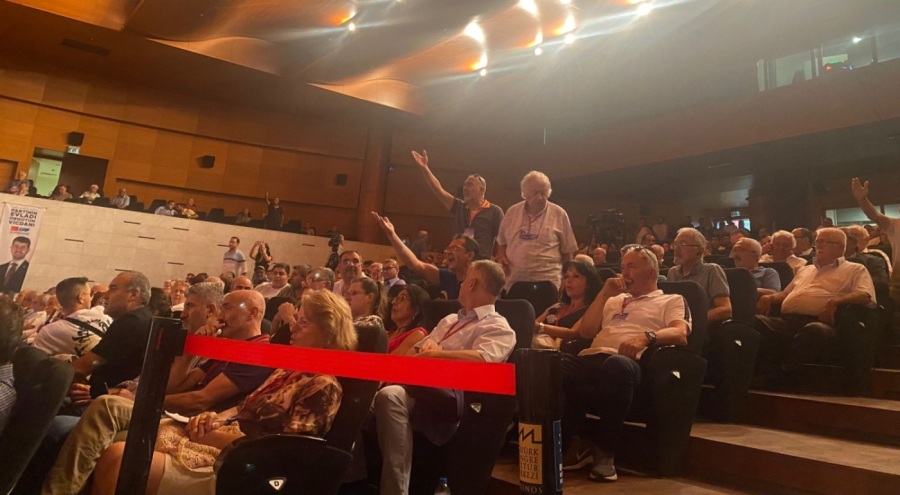 CHP Osmangazi İlçe Kongresi'nde HDP gerginliği!