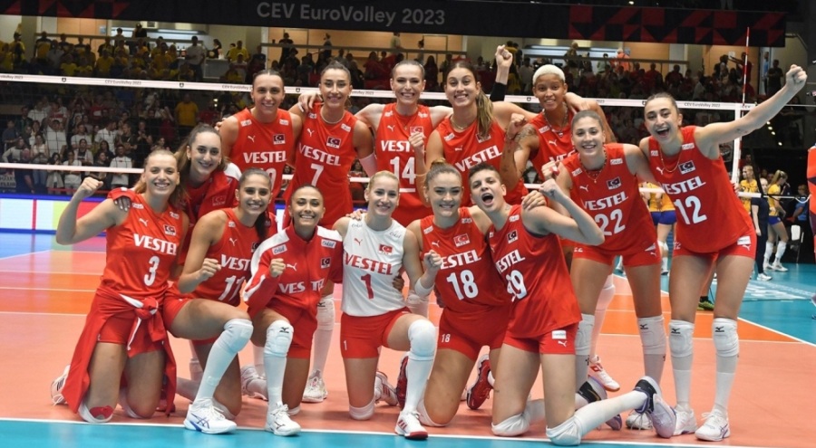 Filenin Sultanları Avrupa Şampiyonası'na 2'de 2 ile başladı