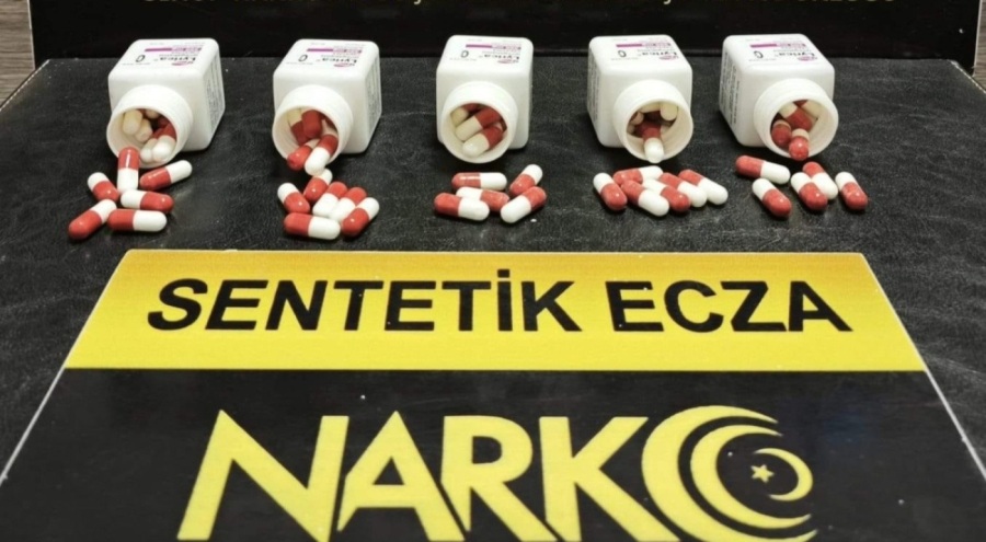 Sinop'ta 195 adet sentetik ecza maddesi ele geçirildi